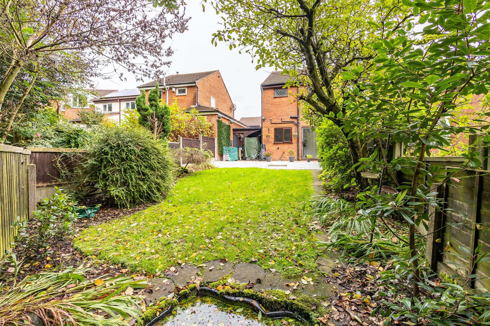 3 bed property in Lostock View, Preston